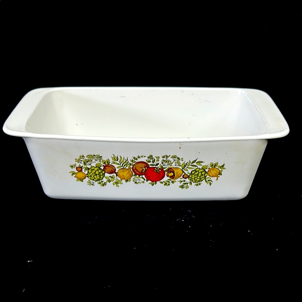 Vintage  CORNING-WARE “Spice Of Life”  pattern   9 x 5.5  loaf  pan